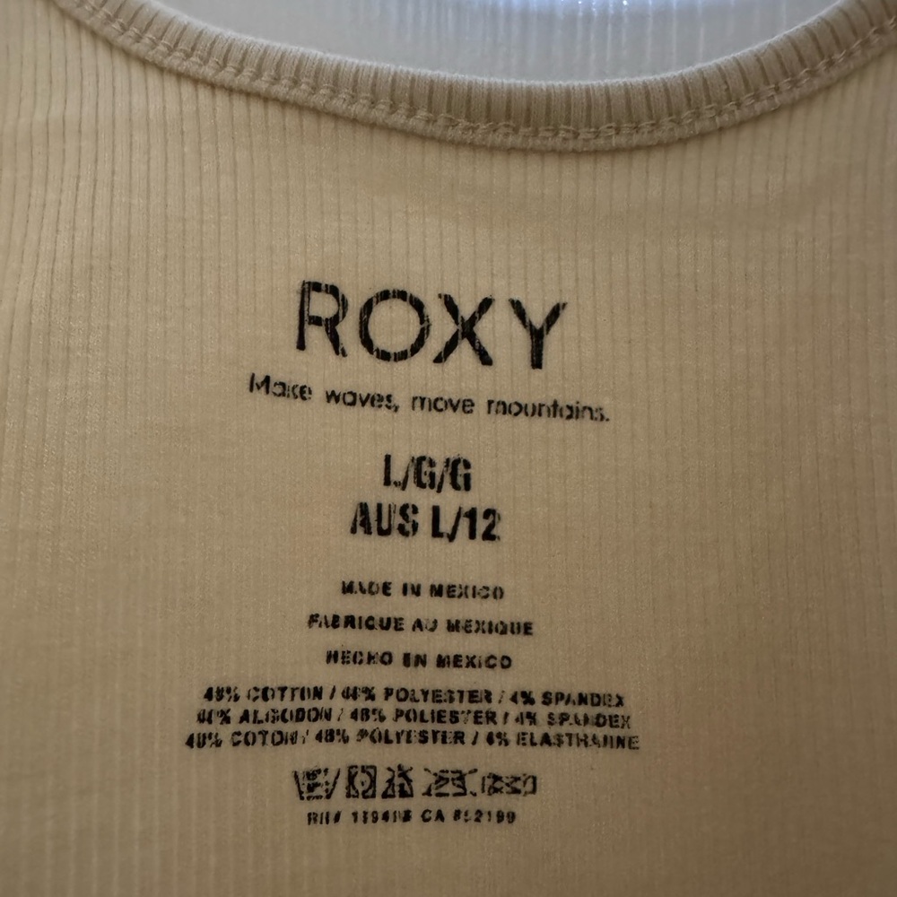 NWT Roxy Cropped Ribbed Tank Size Large - Picture 5 of 6